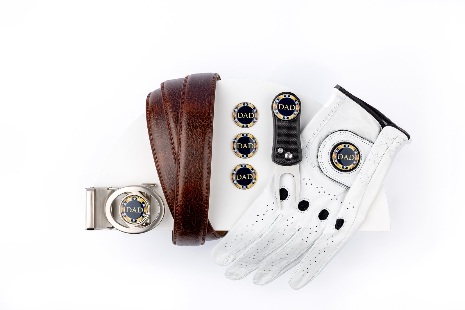 The Royal Personalized Golf Accessory Gift Set - Image 5